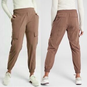 Athleta Chelsea Utility Jogger Pants Size 2 Mineral Brown